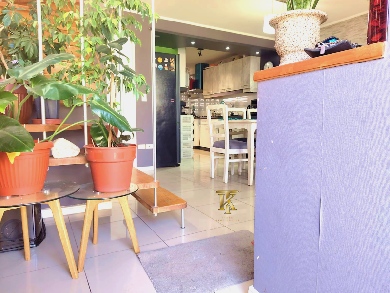 Cercano Av, Principal y Supermercados