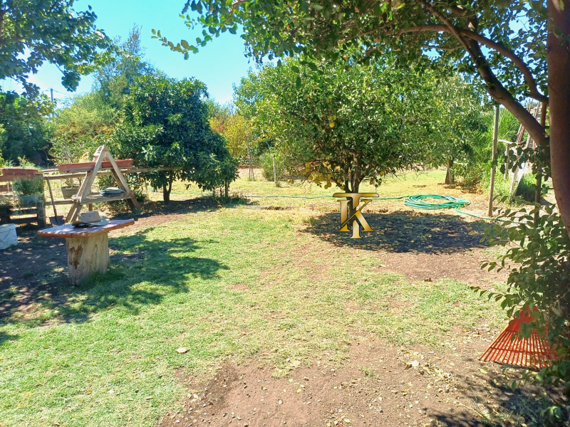 Casa Con Terreno 1.078 M2, A Pasos de Autopista.