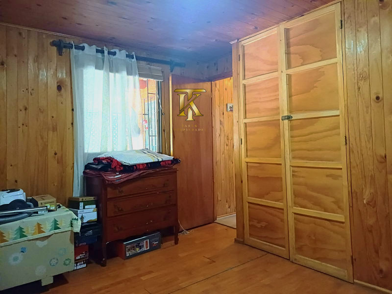 Casa Con Terreno 1.078 M2, A Pasos de Autopista.