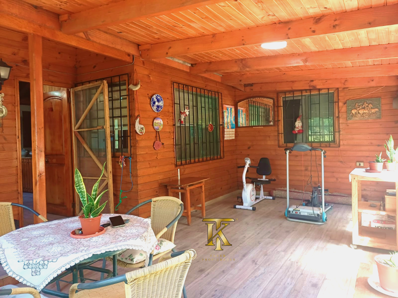 Casa Con Terreno 1.078 M2, A Pasos de Autopista.