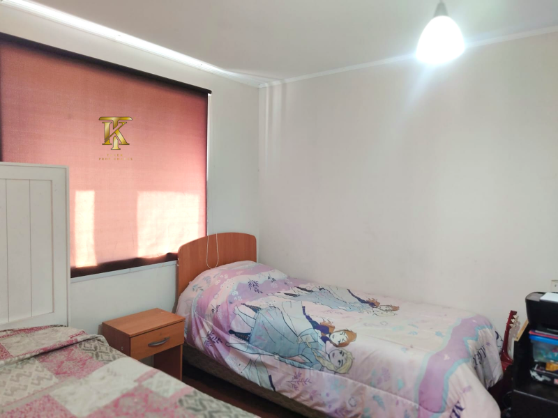 Cercano Av, Principal y Supermercados