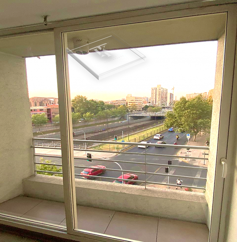 A Pasos del Metro y Comercio Con Vista Norte y Poniente.