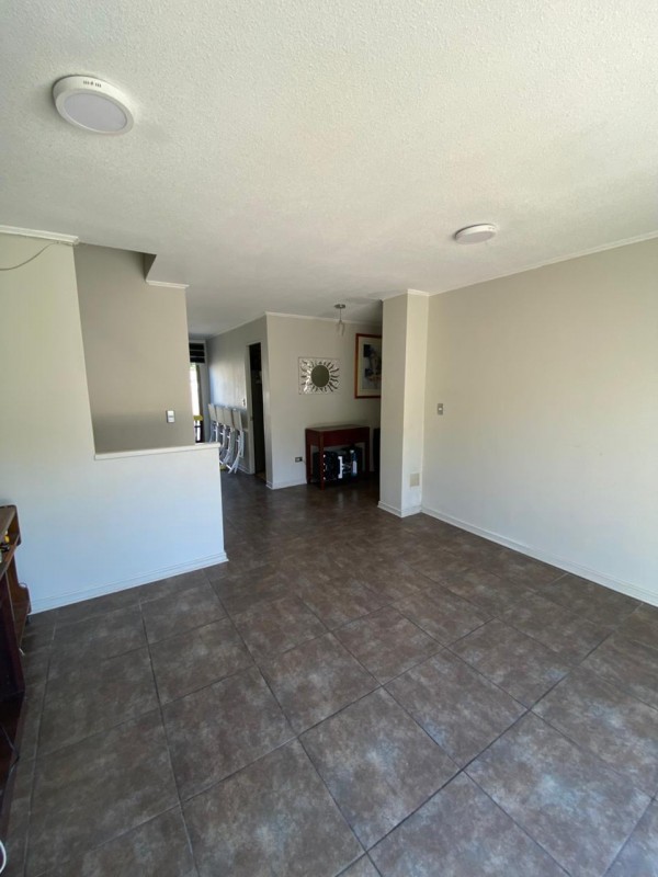 Venta Casa en Condominio los Alerce