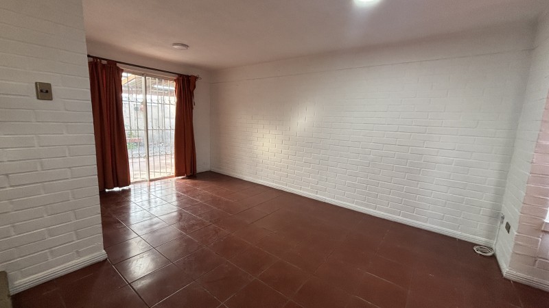 Linda Casa en Arriendo 3D+2B+E Puente Alto