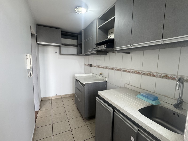 Se Vende Lindo Departamento en Condominio-La Florida 2D+1+E