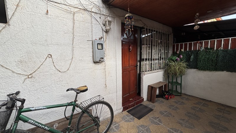 Linda Casa en Venta Peñalolén 2D+1B