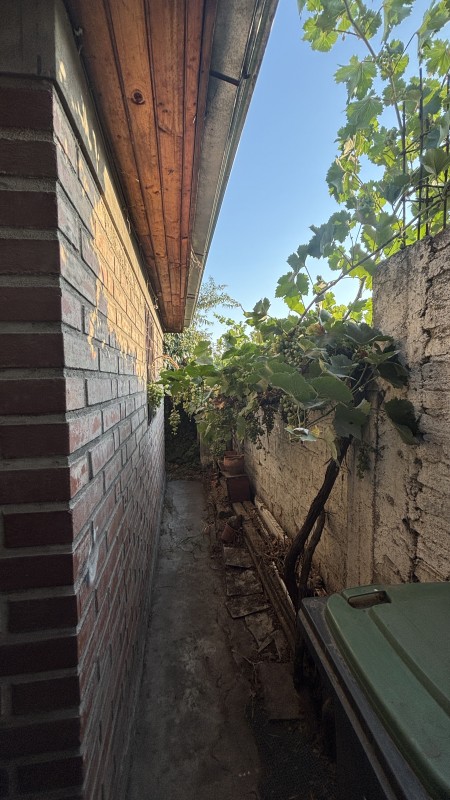Se Vende Linda y Amplia Casa Esquina en Ñuñoa 4D+1B