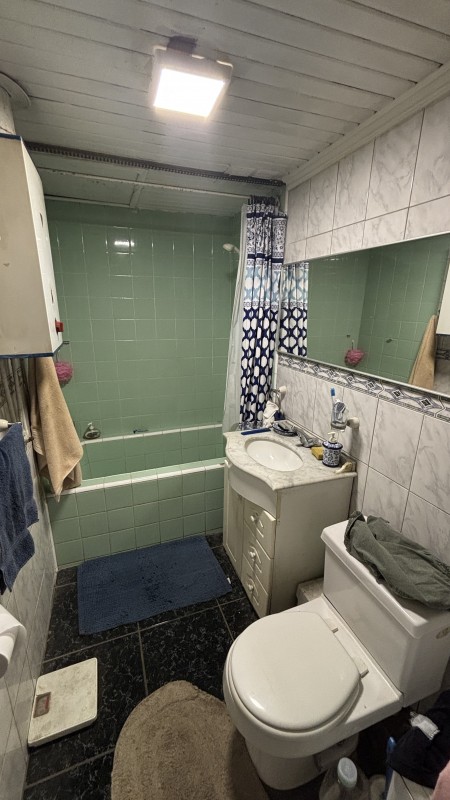 Se Vende Linda y Amplia Casa Esquina en Ñuñoa 4D+1B