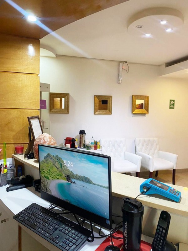 Se Vende Oficina Con Dos Salas de Procedimientos Medicos