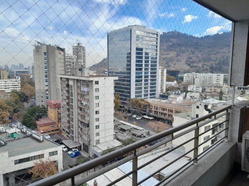 Se Vende Departamento A Pasos del Metro Manuel Montt