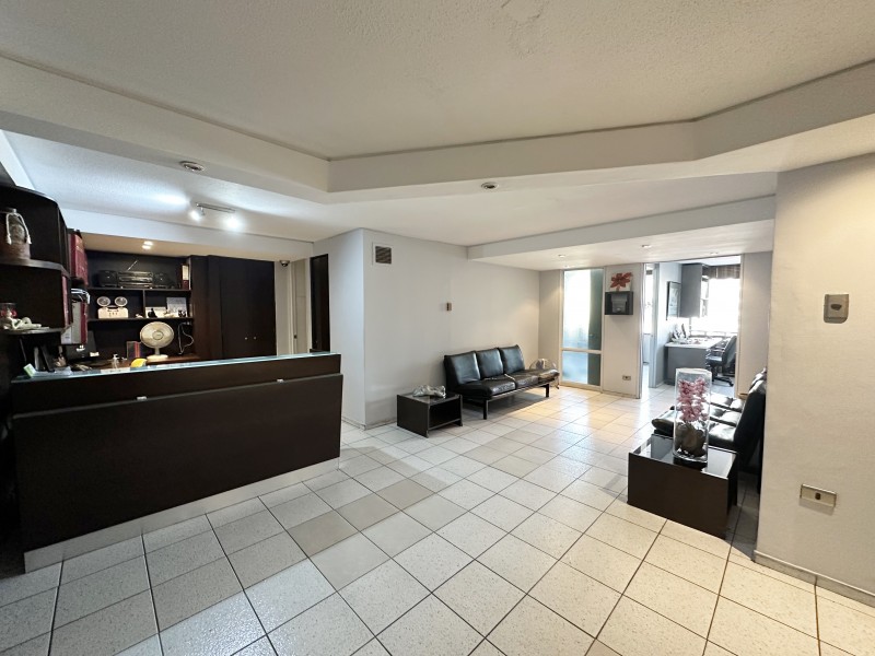 Se Arrienda Oficina en la Calle las Bellotas