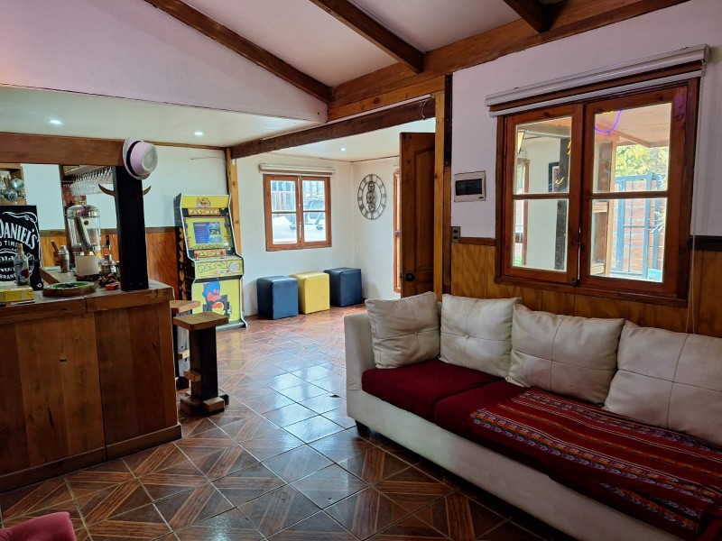 Casa Con 2 Viviendas Independientes Piscina y Terraza