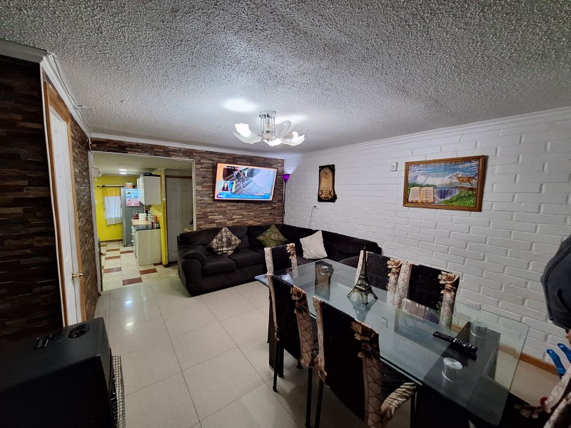 Casa Solida 2 Pisos|4D2B|Patio Amplio|Excelente Ubicación