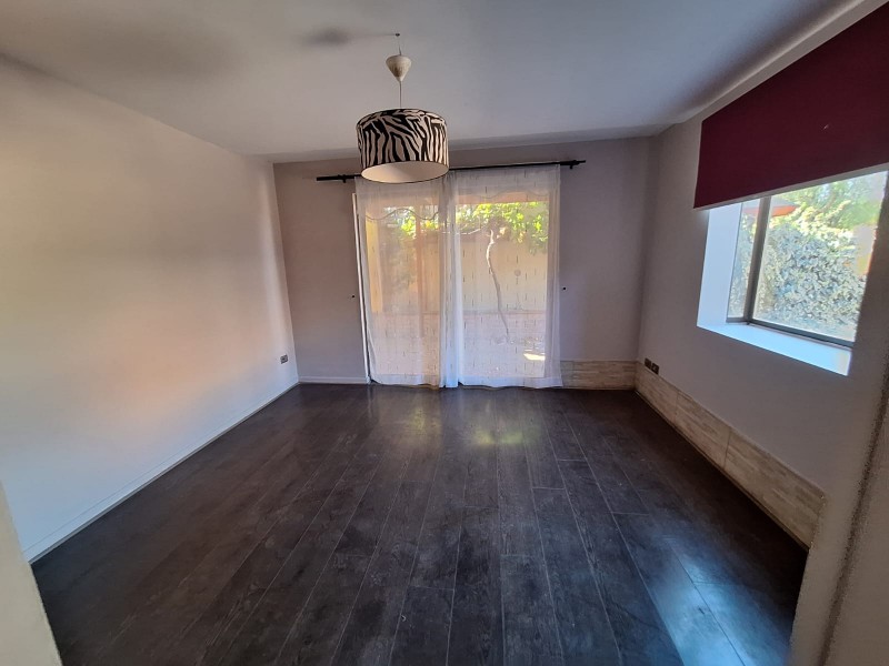 Casa Esquina 3D3B en Condominio, 200M2 en Peñaflor