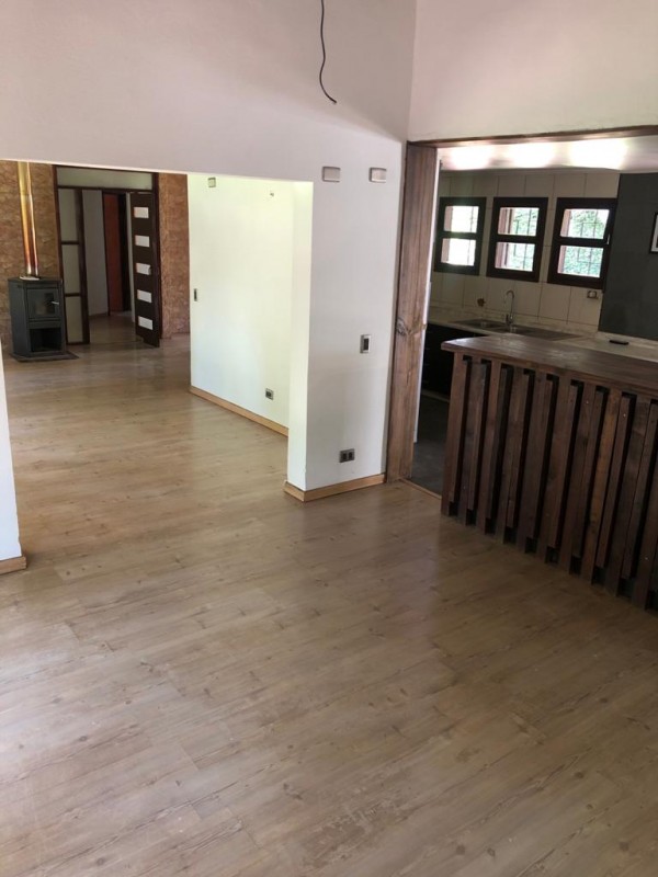 Parcela Con Casa Estilo Colonial 5D4B+E !!!