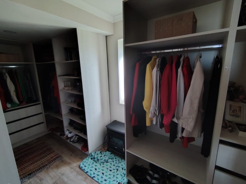 Hermosa Parcela Con Casa de 2 Pisos en Arriendo, 6D5B+E!