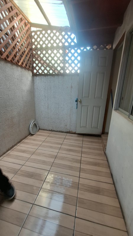 Amplia Casa de 2 Pisos 3D1B+E en Maipú