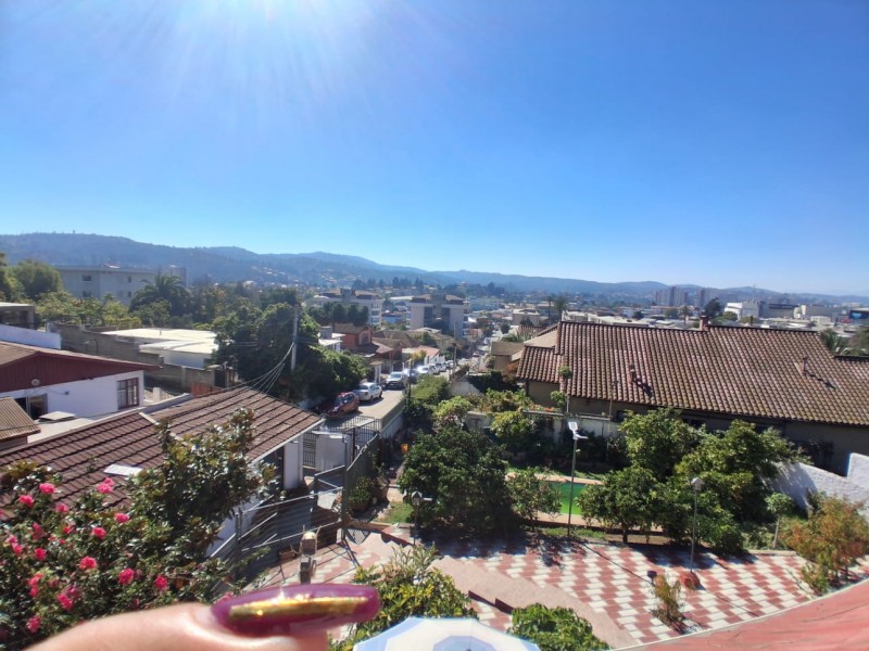 Se Arrienda Bella Casa en Segundo Piso, Quilpué