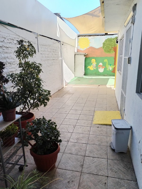 Hermosa Casa Comercial 5D3B Conchali en Venta