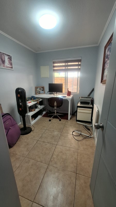 Hermosa Casa de 2 Pisos 4D3B Valor Conversable