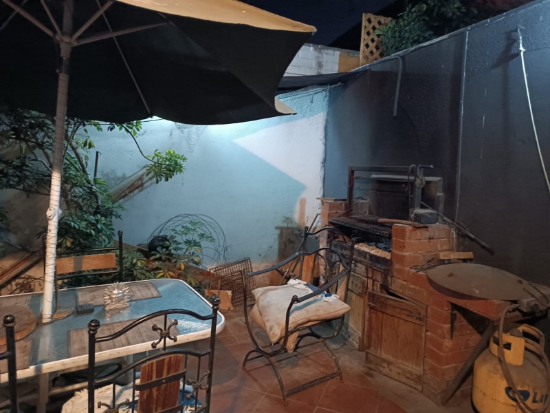 Oportunidad Amplia Casa de 3 Pisos en Maipu |5D4B