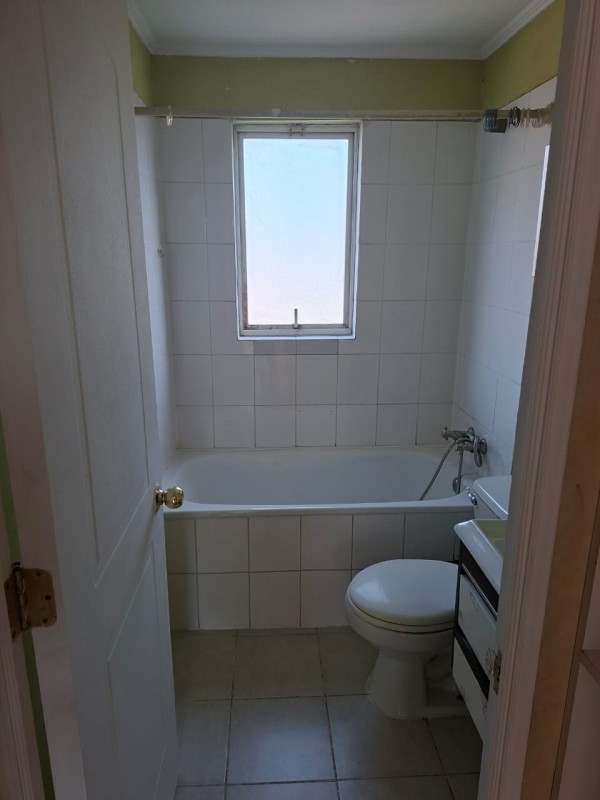 Hermosa Casa en Micro Barrio Con Porton Interno!!!