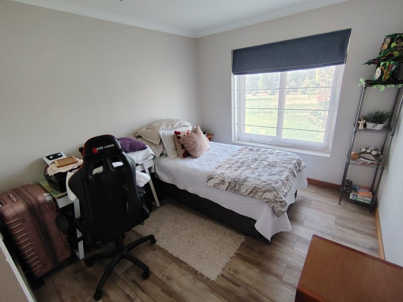 Hermosa Parcela Con Casa de 2 Pisos en Arriendo, 6D5B+E!