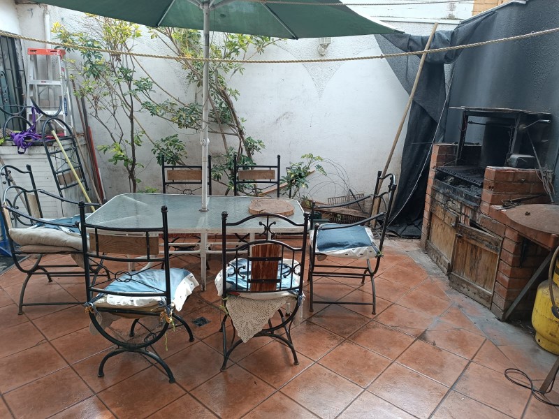 Oportunidad Amplia Casa de 3 Pisos en Maipu |5D4B