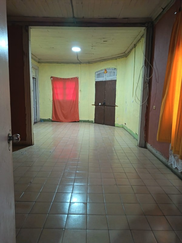 Oportunidad Propiedad en Esquina Divida en 2 Casas|5D2B|