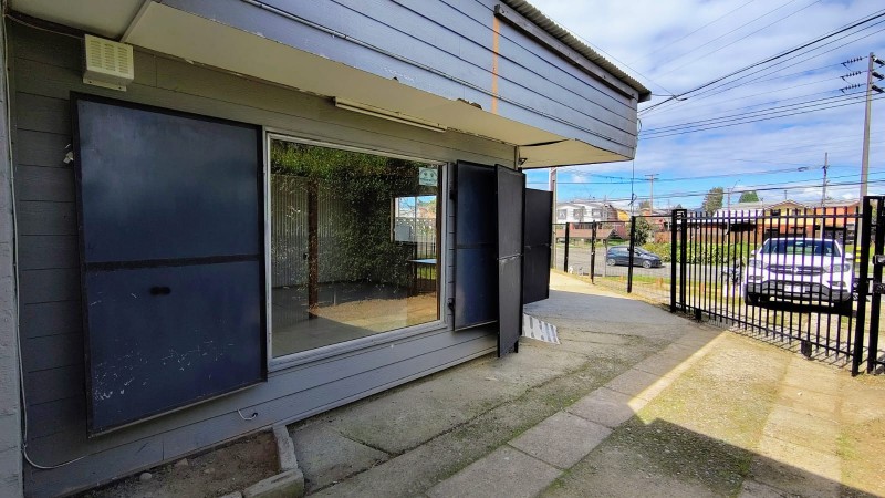 ¡oportunidad! Casa+Local Comercial, Conversable