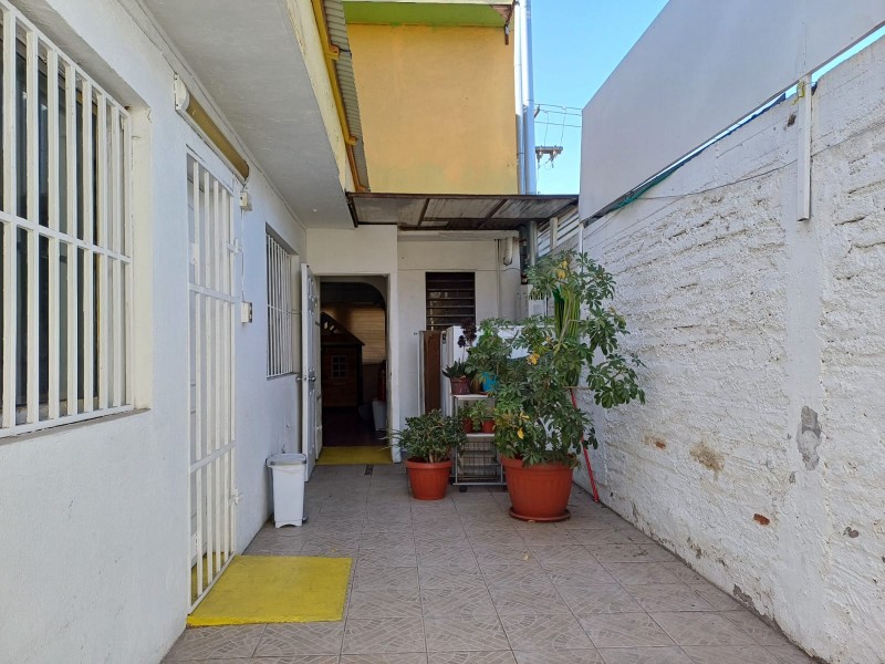 Hermosa Casa Comercial 5D3B Conchali en Venta