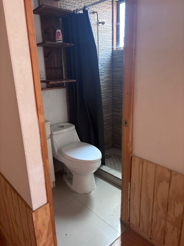 Casa Esquina 2 Pisos en Venta