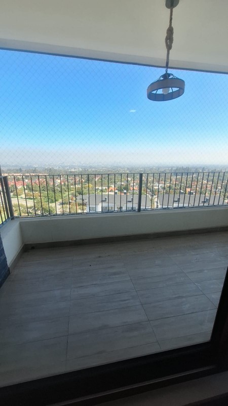 Amplio y Acogedor Departamento en la Florida