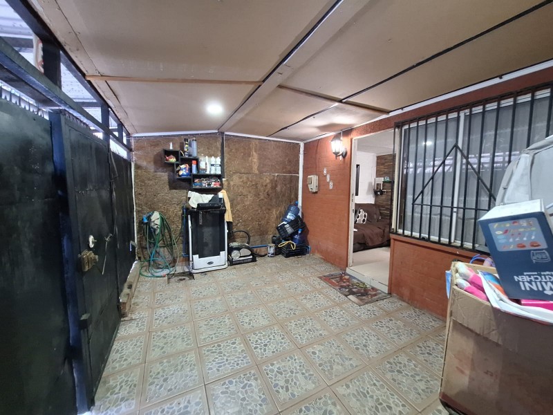 Casa Solida 2 Pisos|4D2B|Patio Amplio|Excelente Ubicación