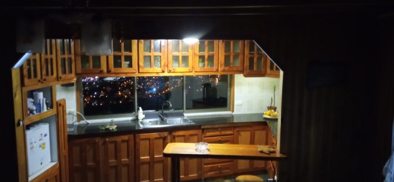 Amplia Casa de 2 Pisos en Arriendo , Viña del Mar!!!