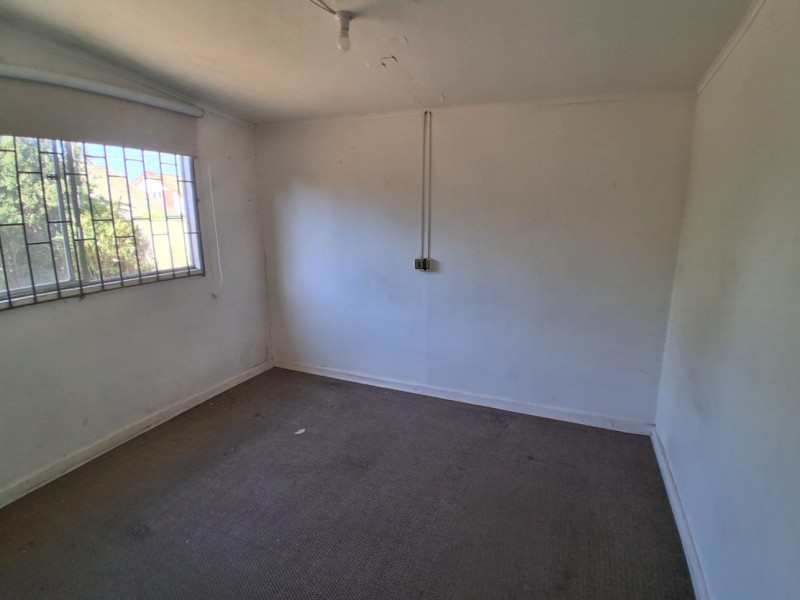 Amplia Casa 4D1B Ideal para Negocios.