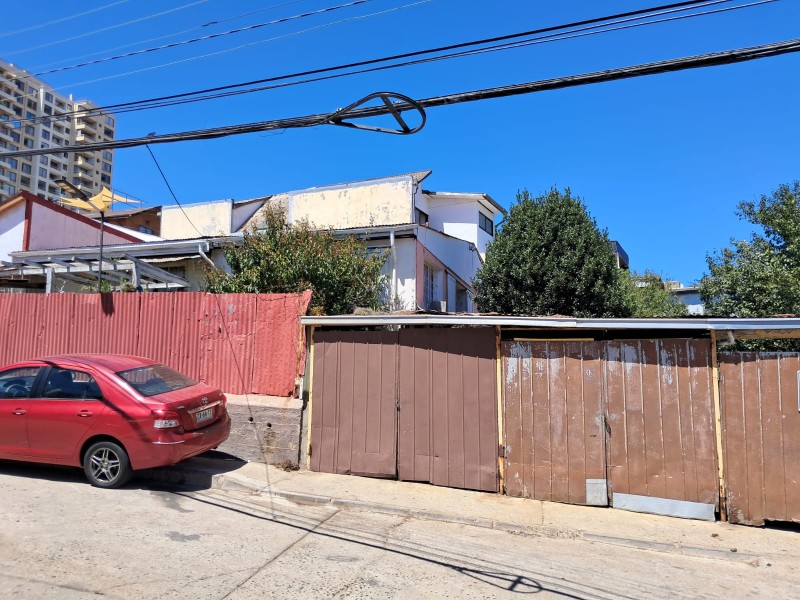Amplia Casa Comercial