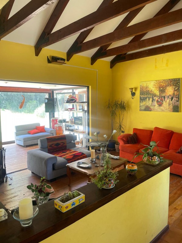 Parcela Con Casa Familiar en Condominio + Piscina + Quincho