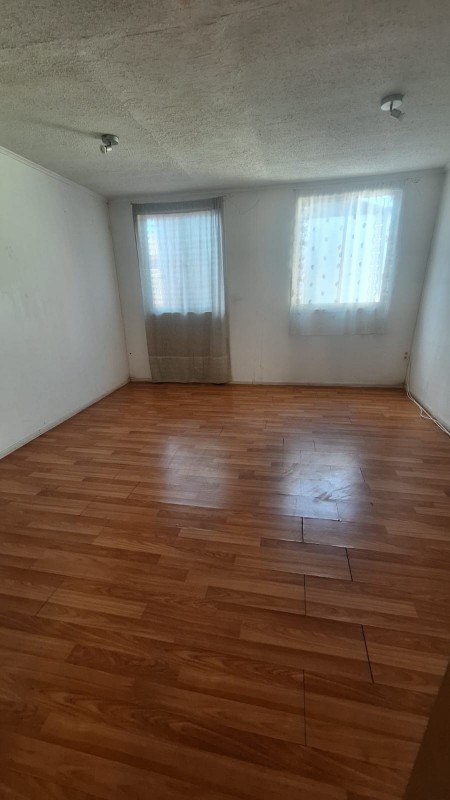 Amplia Casa de 2 Pisos 3D1B+E en Maipú