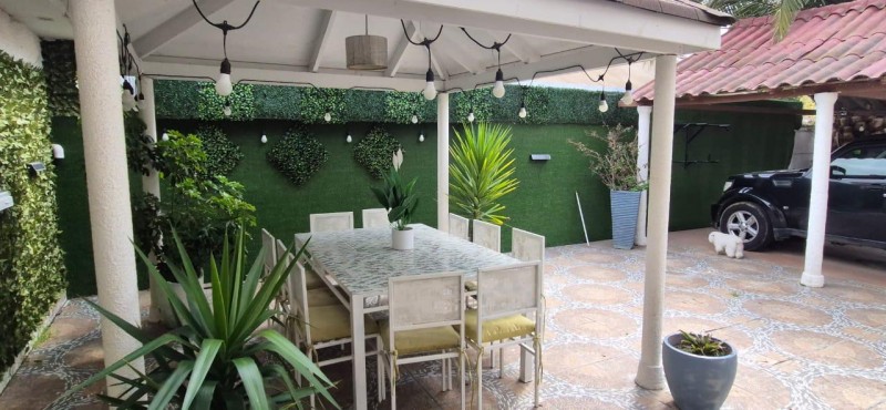 Hermosa Casa 2 Pisos 4D4B+E