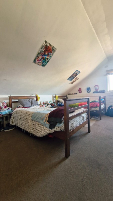 Oportunidad Casa de 3 Pisos Semi Amoblada