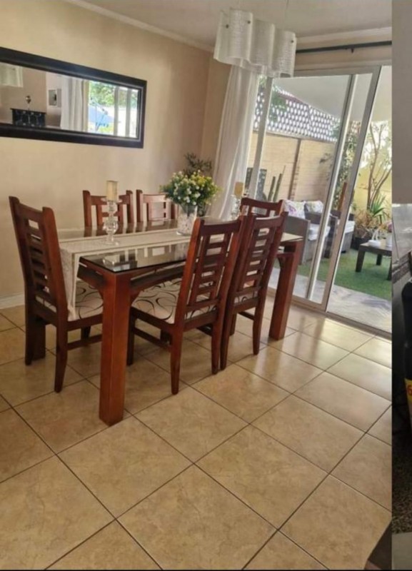 Oportunidad Bella Casa en Sector de Maipu!!! 4D4B