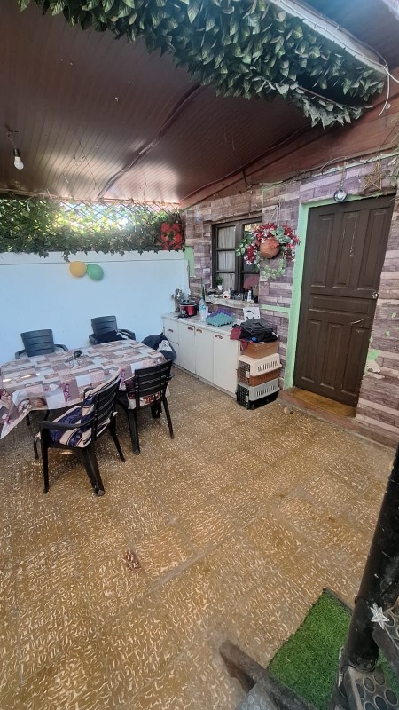 Amplia Casa 2 Pisos 3D1B!!!