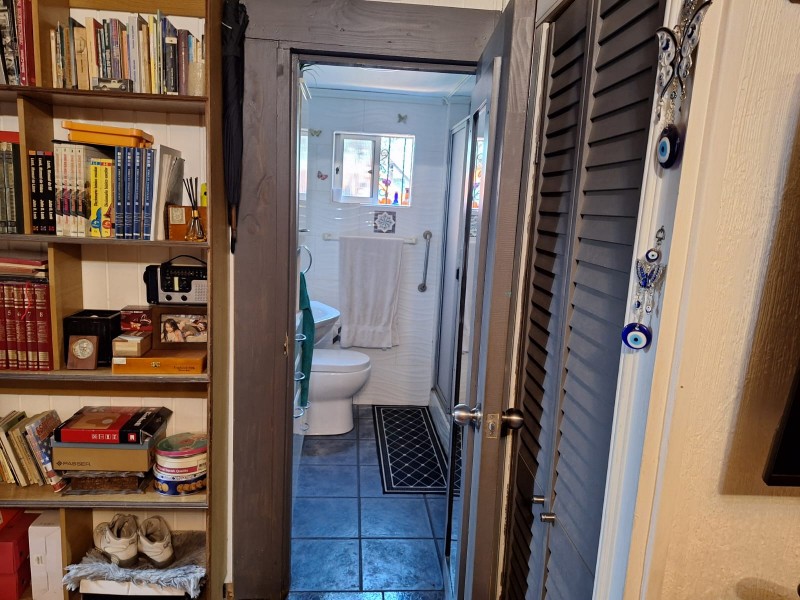 Amplio Local Comercial y Casa 6D5B en Padre Hurtado