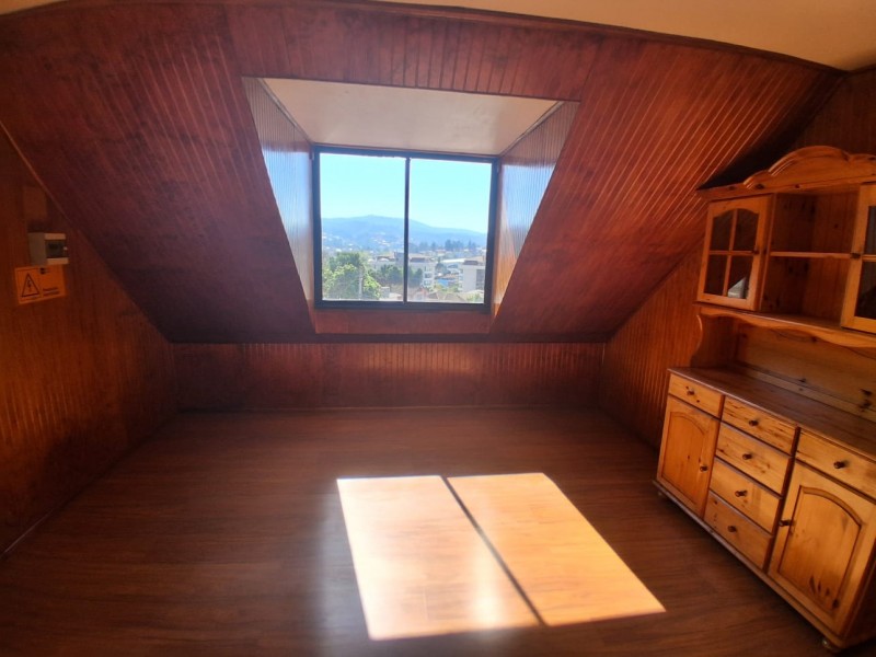 Se Arrienda Bella Casa en Segundo Piso, Quilpué
