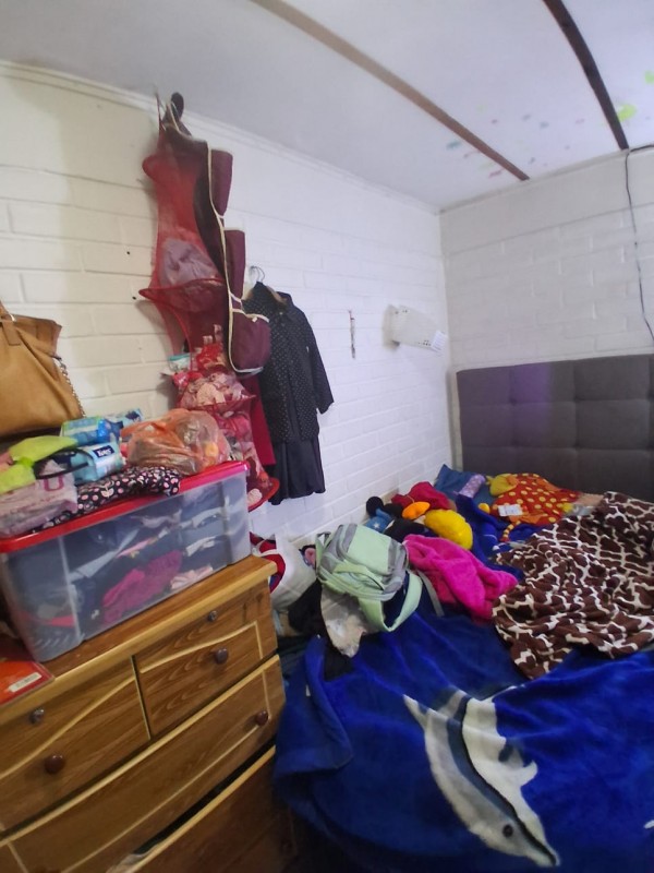 Amplia Casa Pareada en Qulpué 3D1B