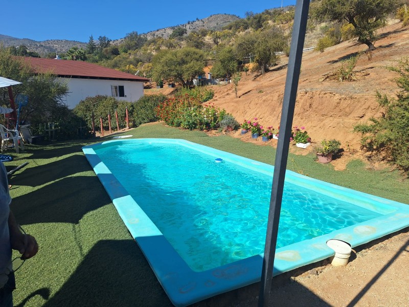 Parcela en Altos de Miraflores, Curacaví | 5D | Piscina |