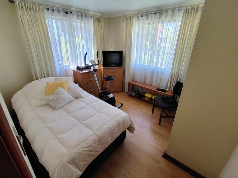 Hermosa Casa de 2 Pisos 4D4B+E+B