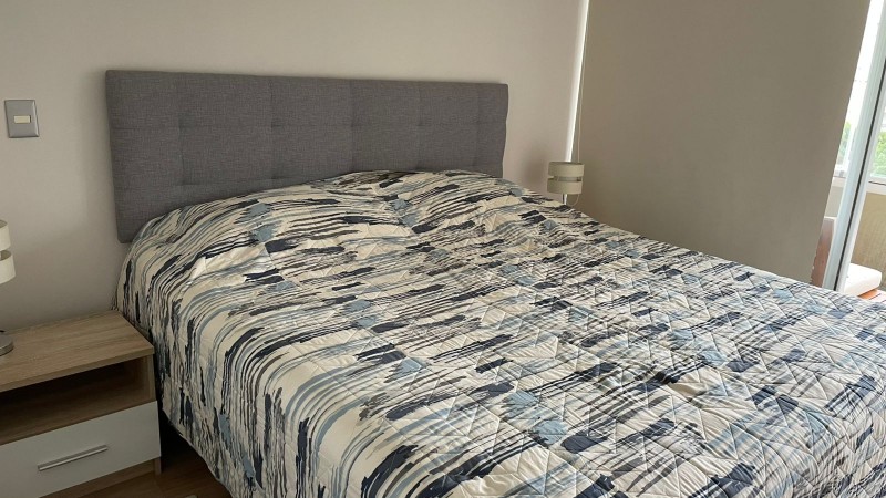 Hermoso Dpto Con Vista Parcial Al Mar. 2D2B+E+B