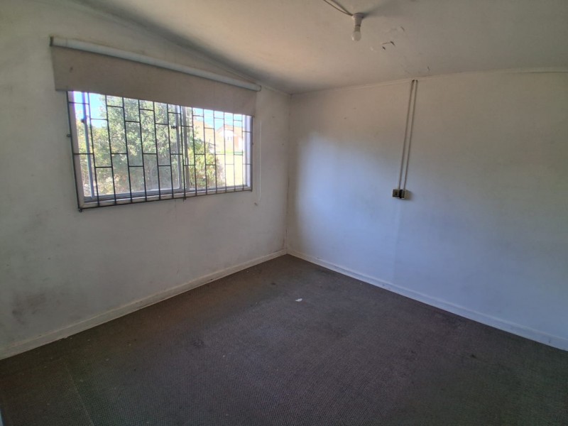 Amplia Casa 4D1B Ideal para Negocios.